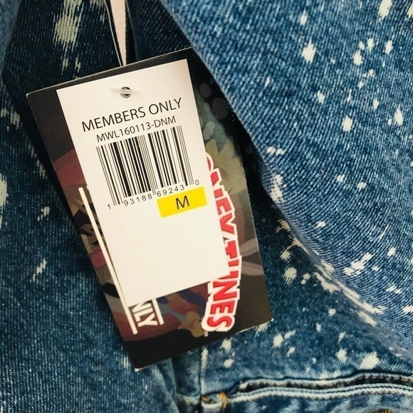 Members Only Looney Tunes Jean Jacket NWT - Picture 11 of 16